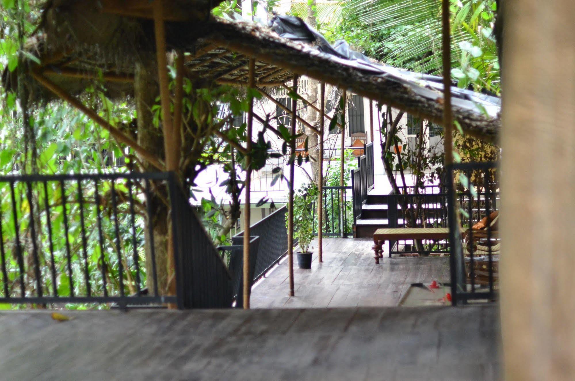 Hostel City Hub Colombo Airport Katunayaka Exterior photo